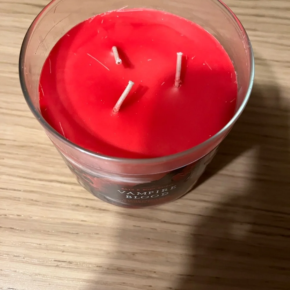 Bath & Body Works 3 Wick Candle. Vampire  Blood.